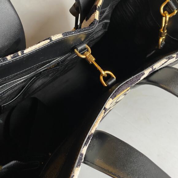 Kate Spade Flower Monogram Manhattan Chenille Large Tote - Picture 8 of 10